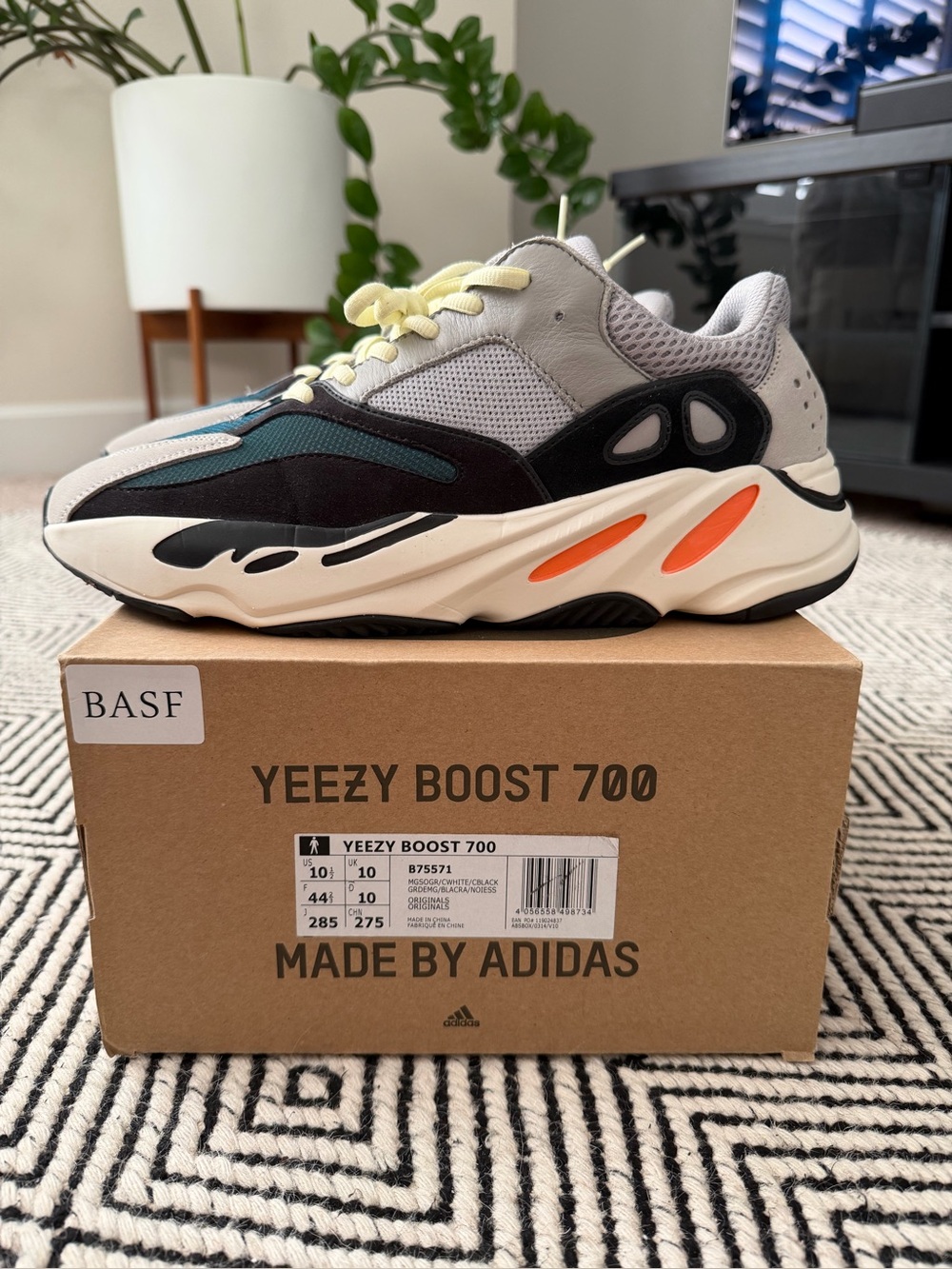 adidas Yeezy Boost 700 “Wave Runner,” style B75571 Size 11